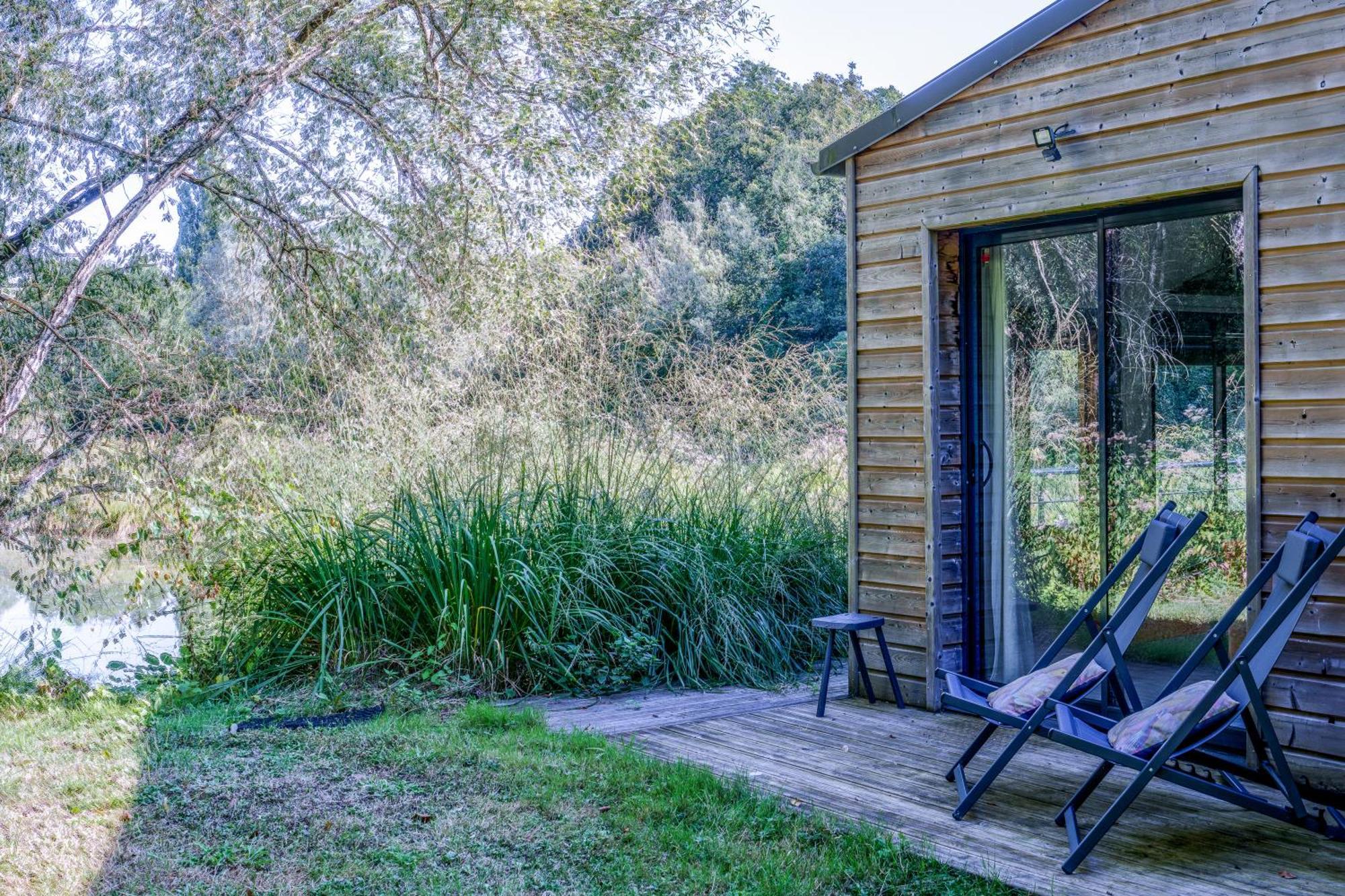 La Cabane Du Pont Du Douet Mazières-de-Touraine 외부 사진
