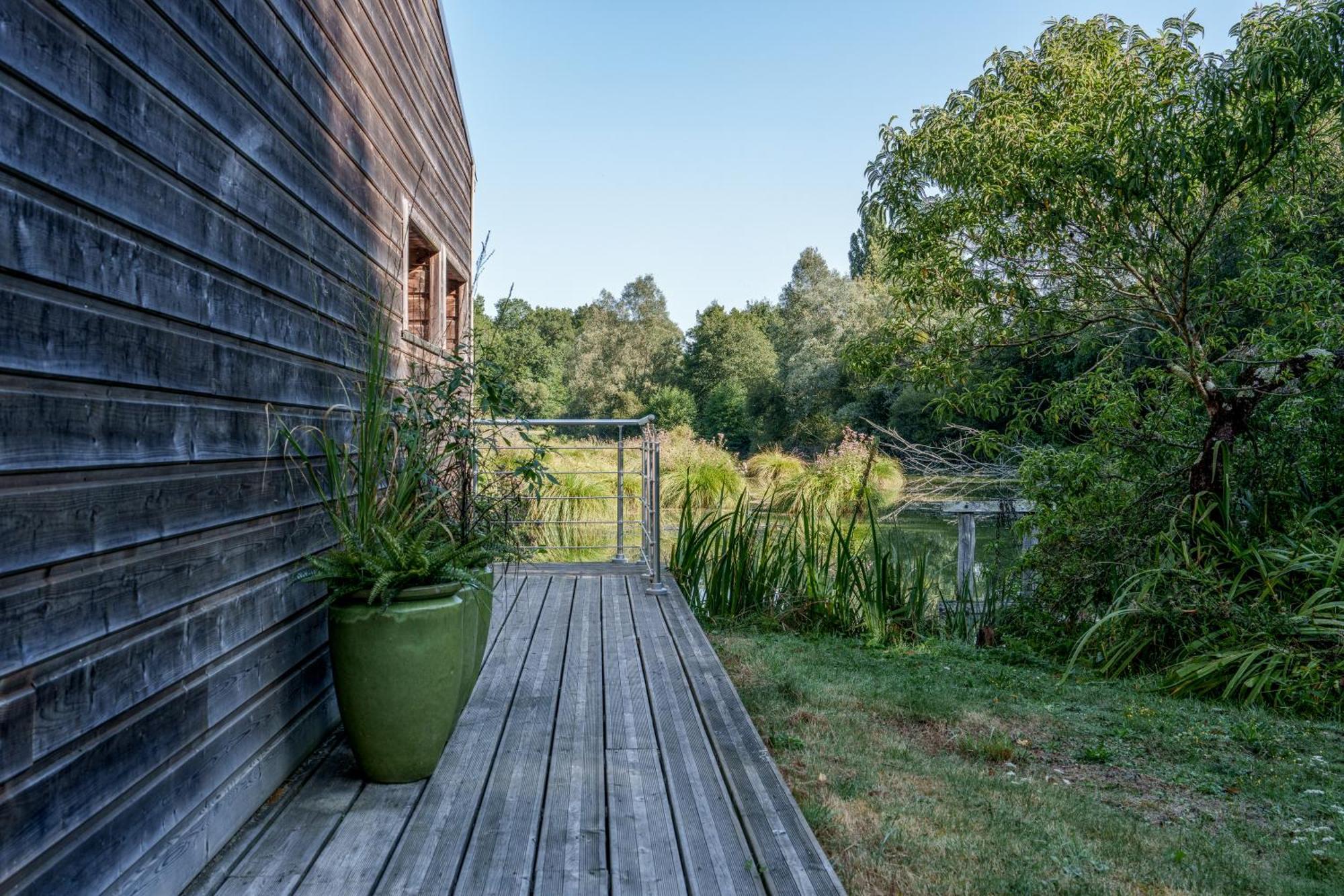 La Cabane Du Pont Du Douet Mazières-de-Touraine 외부 사진